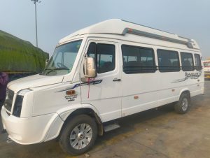 TEMPO TRAVELLER